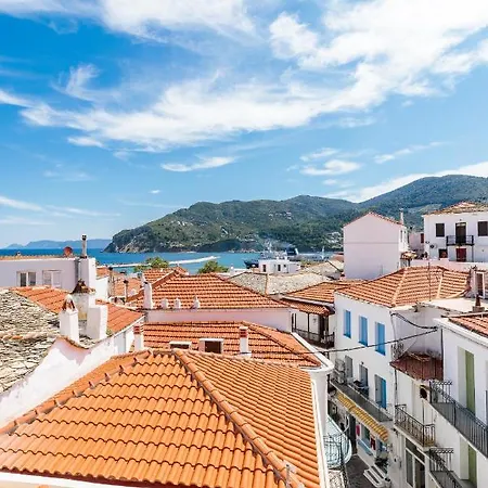 Cath's Loft Apartment Skopelos Town