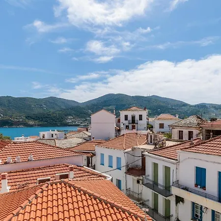 Cath's Loft * Skopelos Town